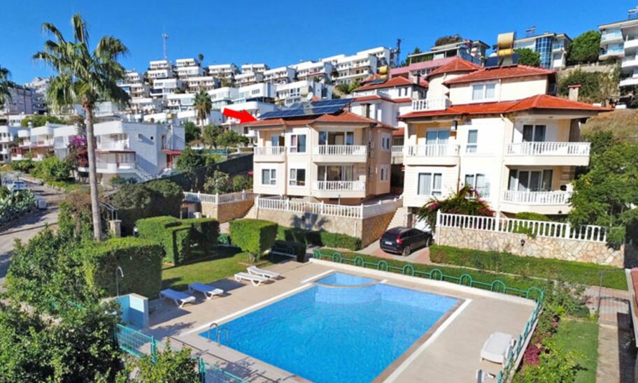 Möblierte 5-Zimmer-Villa zum Verkauf in Demirtas Alanya 1