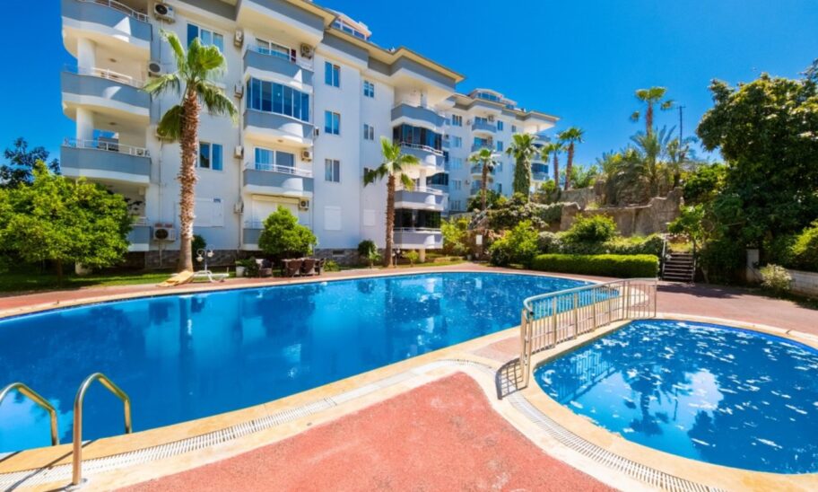 Gemeubileerd goedkoop 3 kamer appartement te koop in Oba Alanya 1