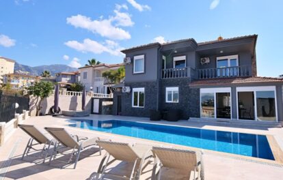 Villa Meublée De Luxe De 4 Pièces à Vendre à Mahmutlar Alanya 15