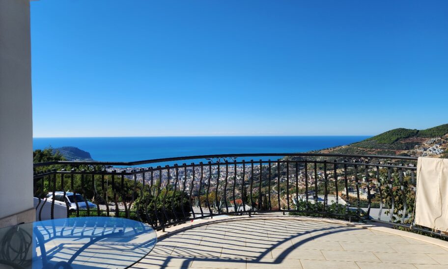 Luxury Sea View 7 Room Triplex Villa For Sale In Bektas Alanya 7