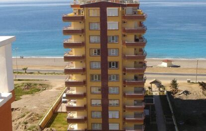 Beachfront Furnished 3 Room Apartment For Sale In Mahmutlar Alanya 1