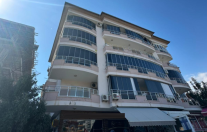 Goedkoop gemeubileerd 3 kamer appartement te koop in Oba Alanya 1