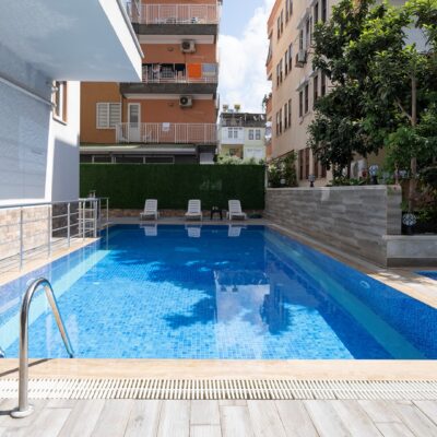 Gemeubileerd 2-kamerappartement te koop in Cleopatra Alanya 11