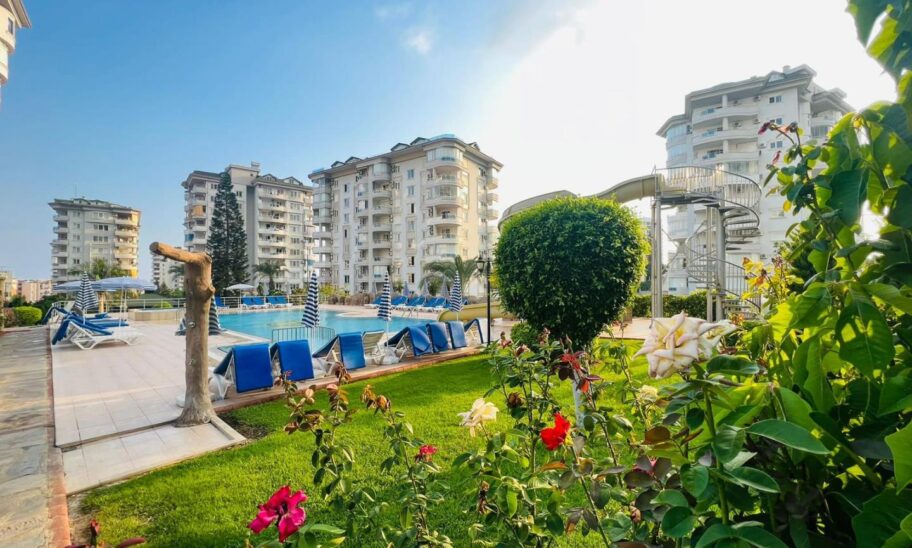 Gemeubileerd 3-kamerappartement te koop in Cikcilli Alanya 2