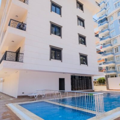 Gemeubileerd goedkoop 2-kamerappartement te koop in Mahmutlar Alanya 1